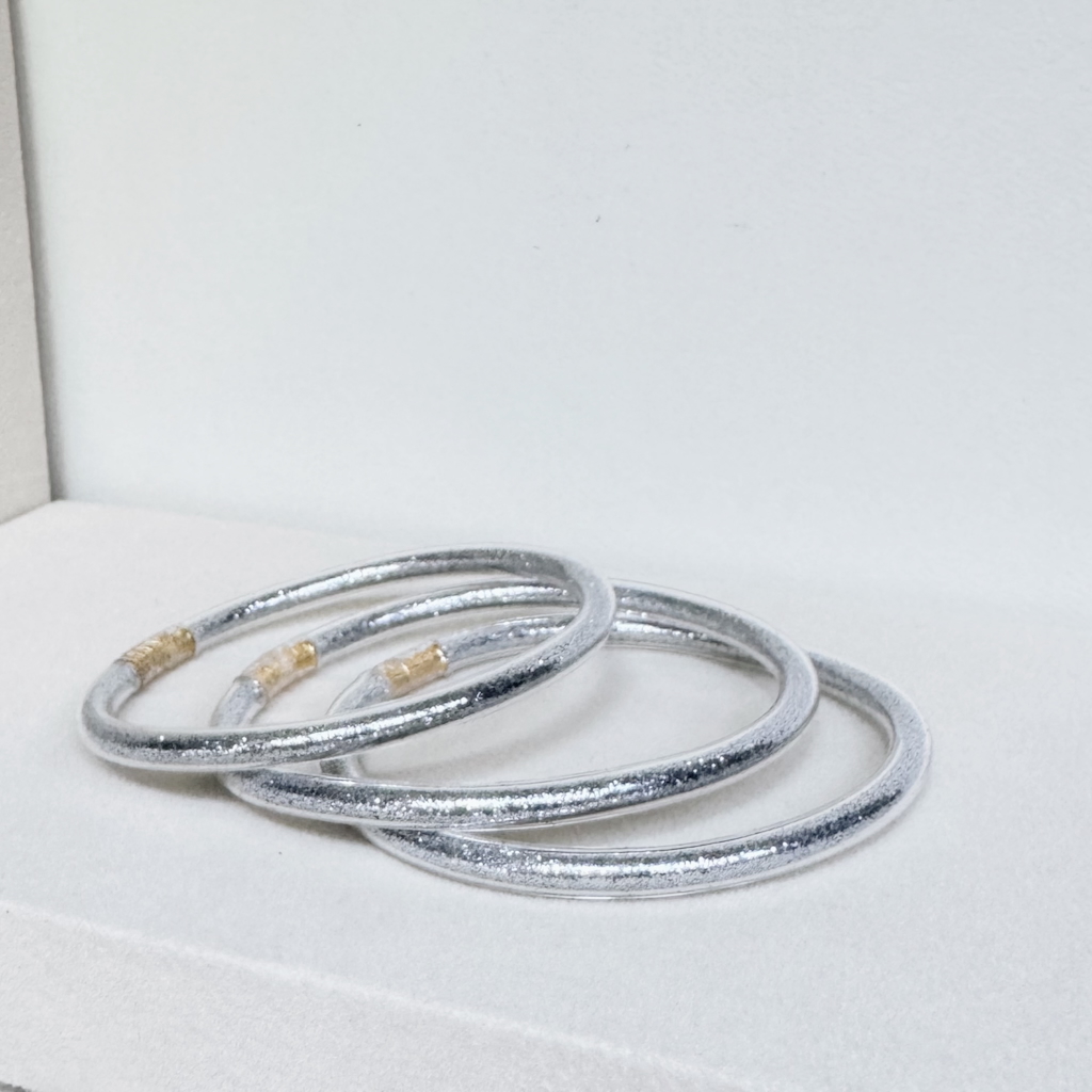 Pulseras de gel plateadas
