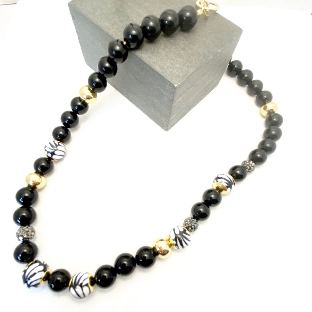Collar Talavera negra