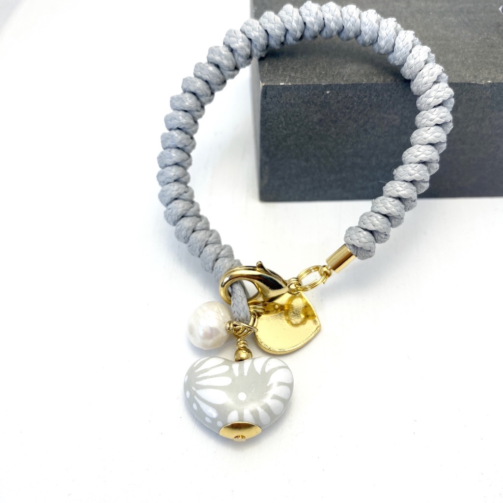 Pulsera corazón Talavera gris