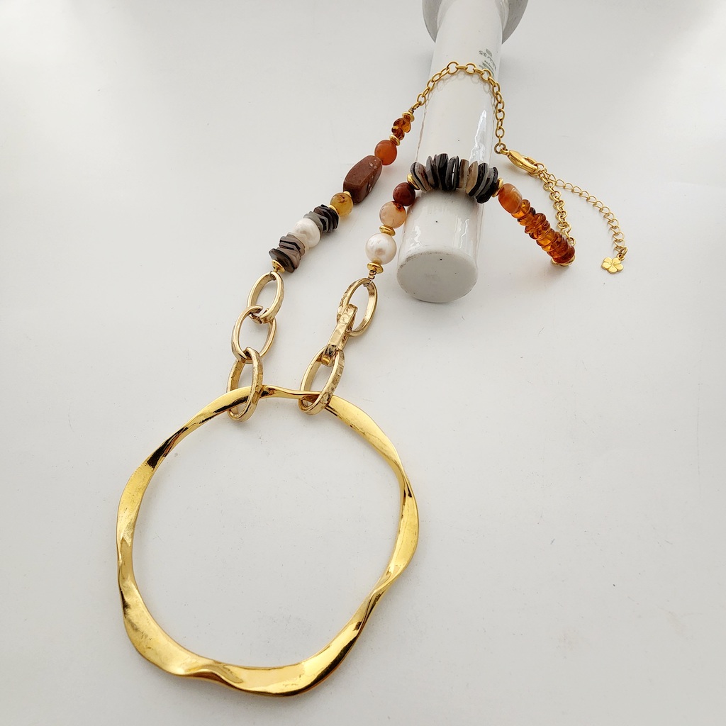 Collar cuarzos, perlas y concha