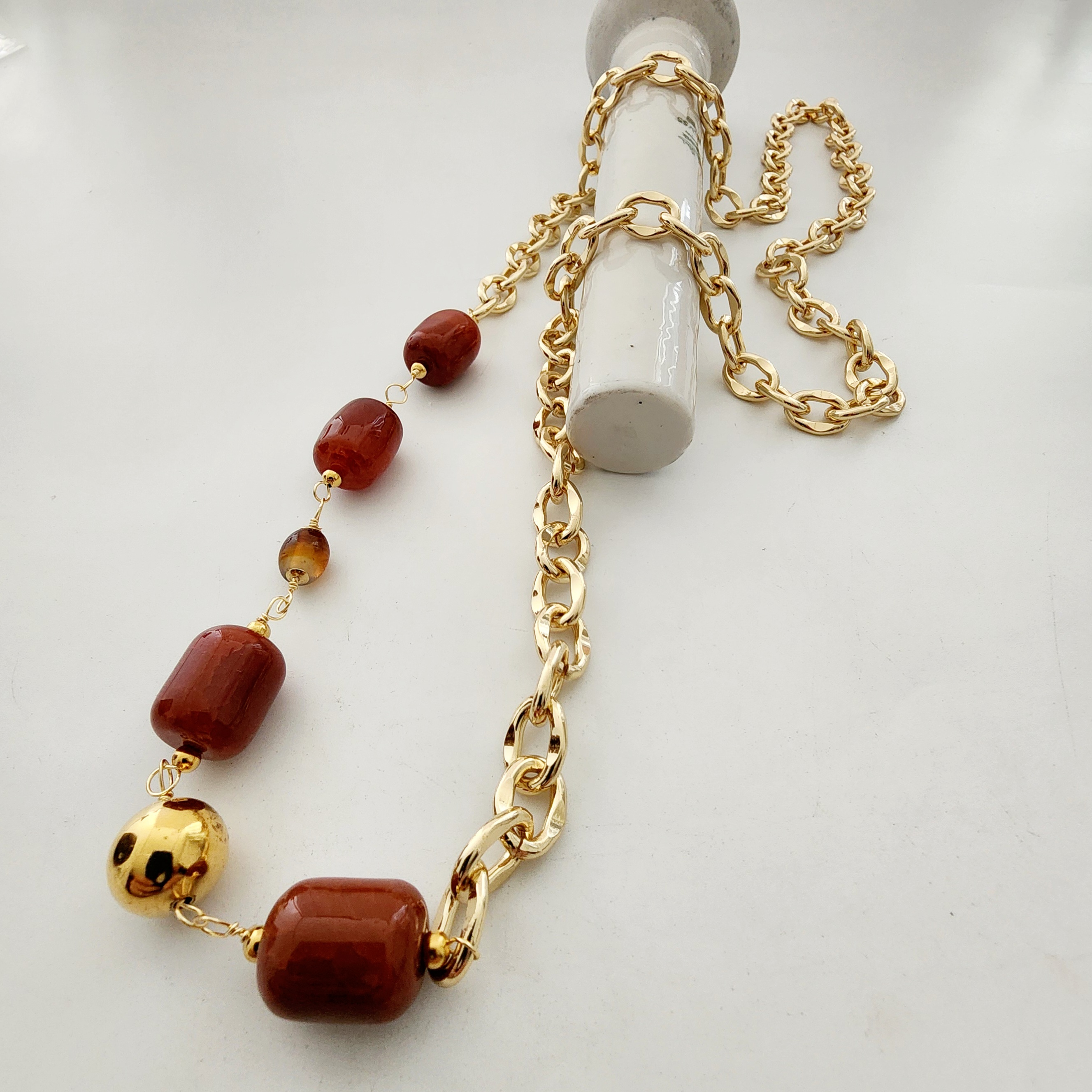 Collar largo cadena dorada con ágatas